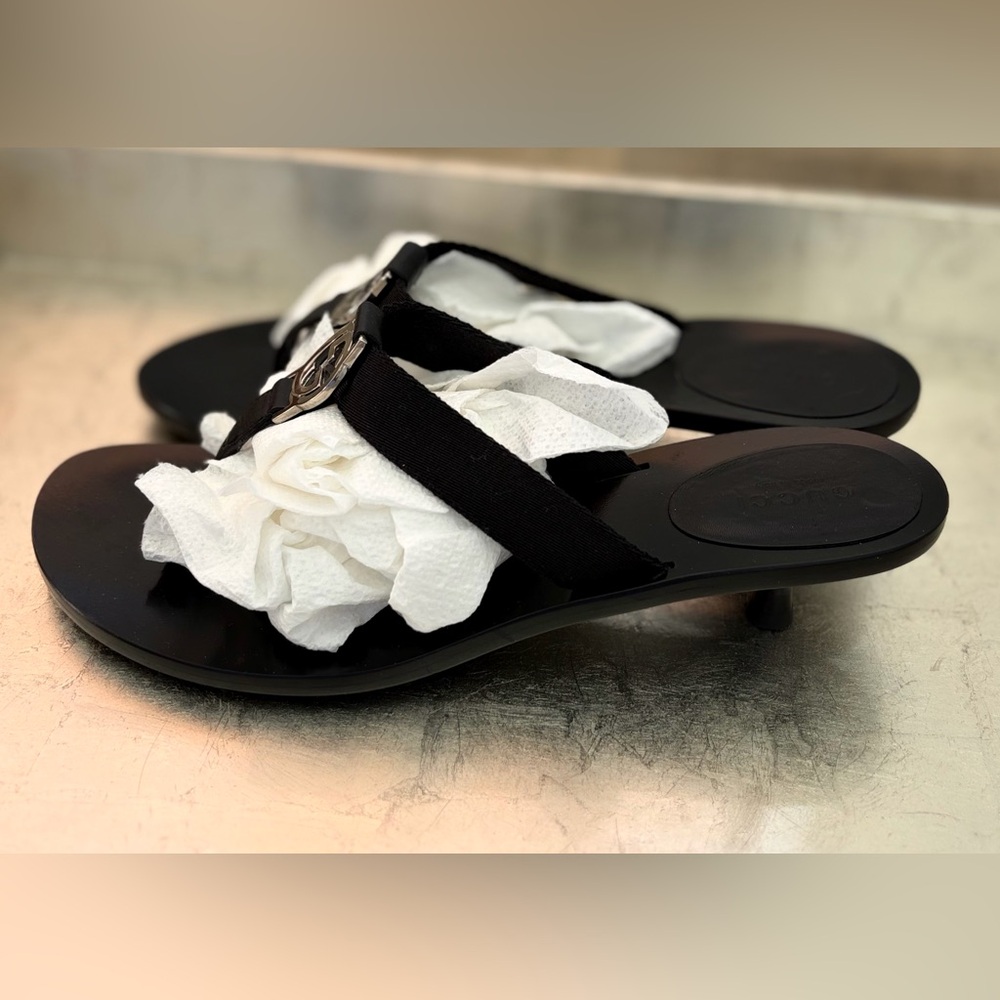 Gucci Black Leather Sandals - Picture 5 of 10